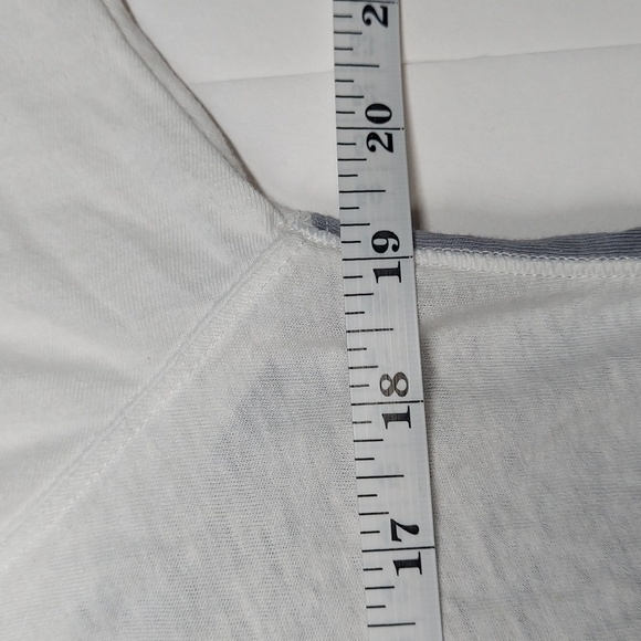 Under Armour Heat Gear Long Sleeve Tee Size S/CH - Picture 4 of 8